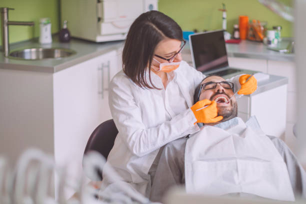 Best Weekend Emergency Dentist in Inglis, FL